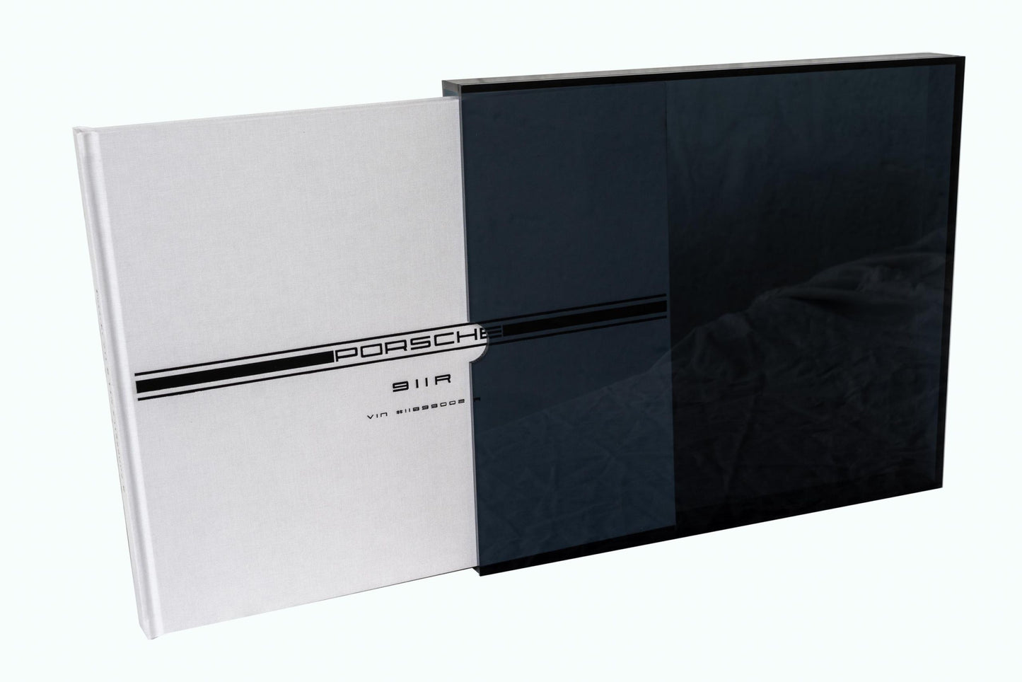 EXCLUSIEF BOEK over de 911 R 1967