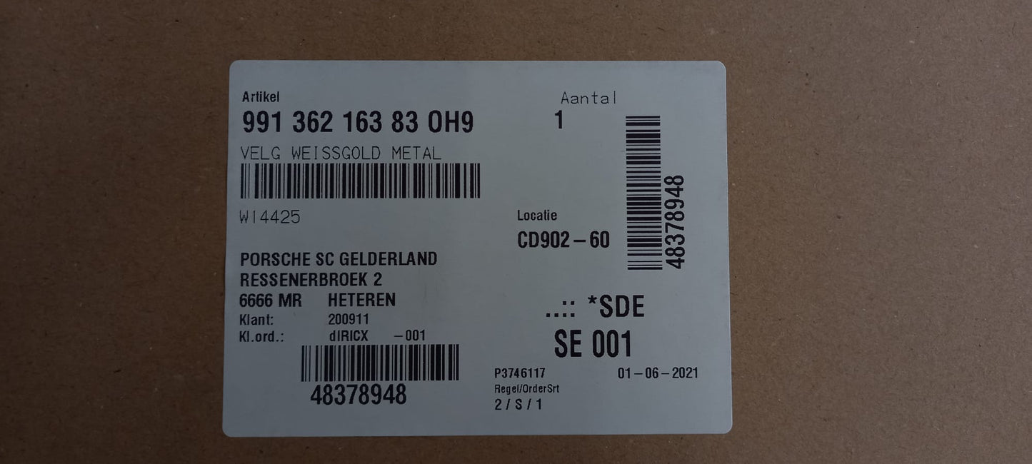 NOS Weisgold metal Front wheel of 991 GT 2 RS